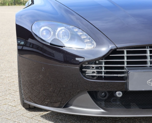 24 Img044aston Martin V8 Vantage Sportshift