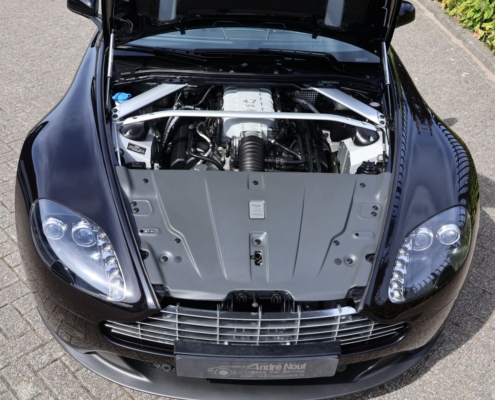 65 Img063aston Martin V8 Vantage Sportshift