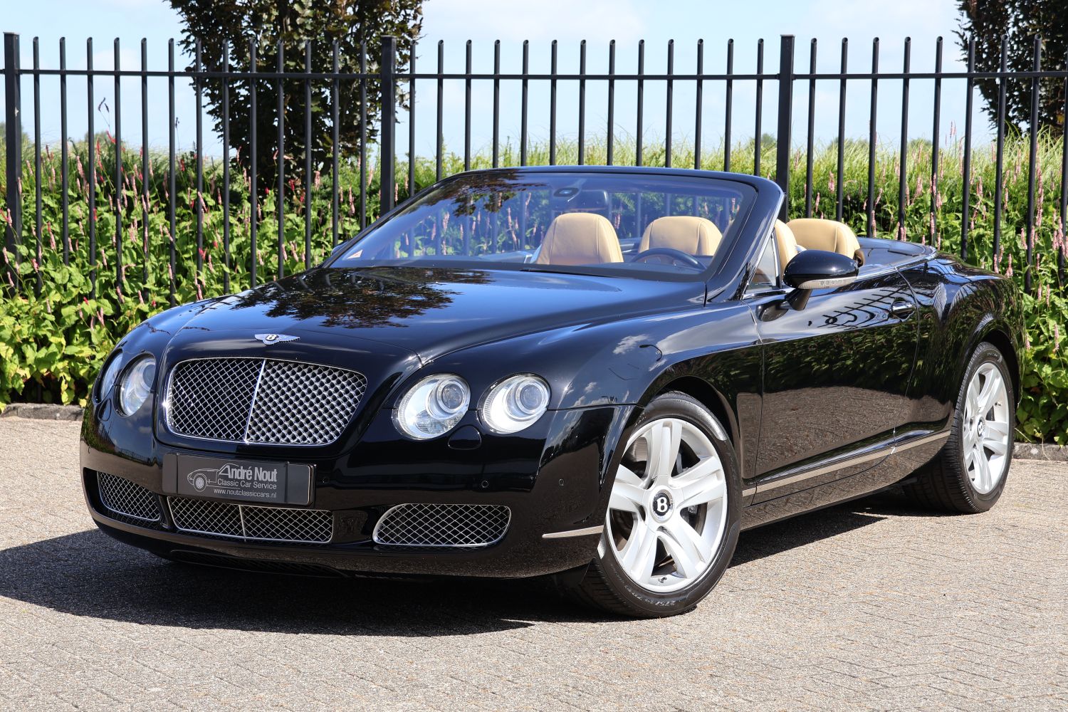 01 Img086bentley Continental Gts Cabrio