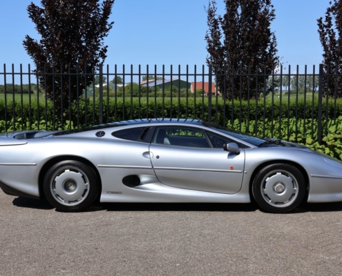 14 Img067jaguar Xj220 Zilvergrijs