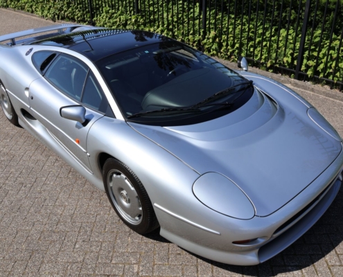 17 Img075jaguar Xj220 Zilvergrijs